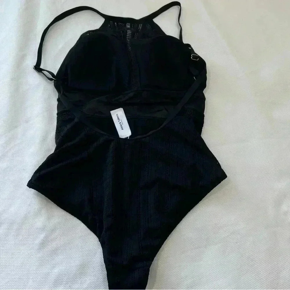 Afriel & Tabbris Women’s Black swimsuit size 12 - Picture 4 of 10
